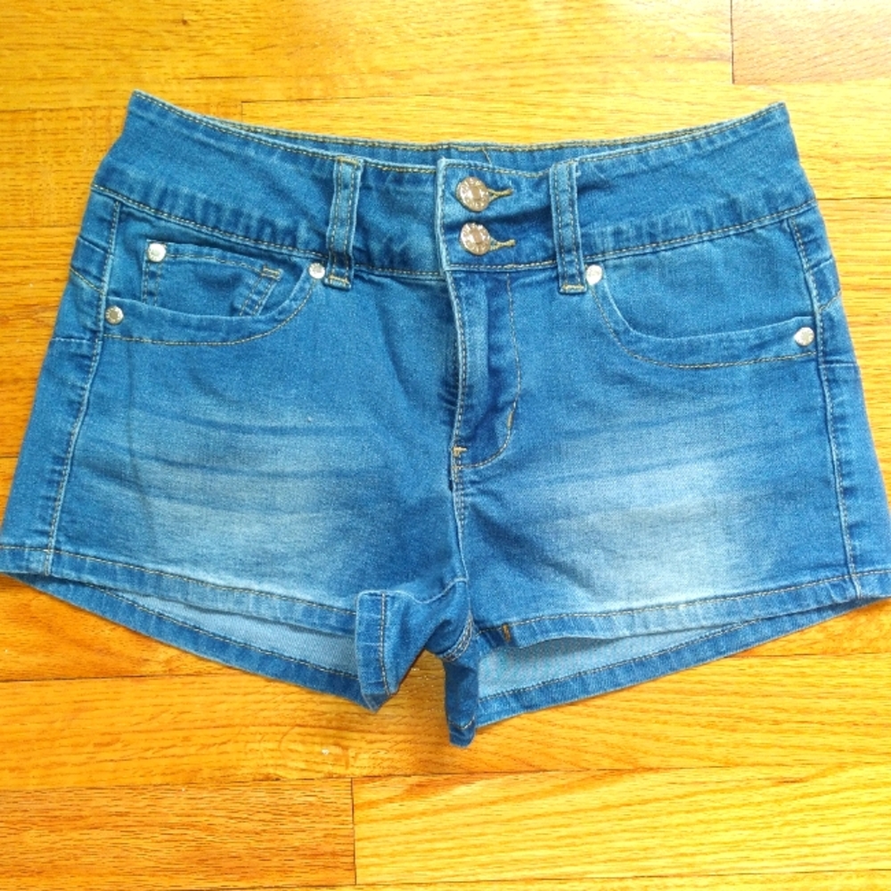 Women's Guess shorts